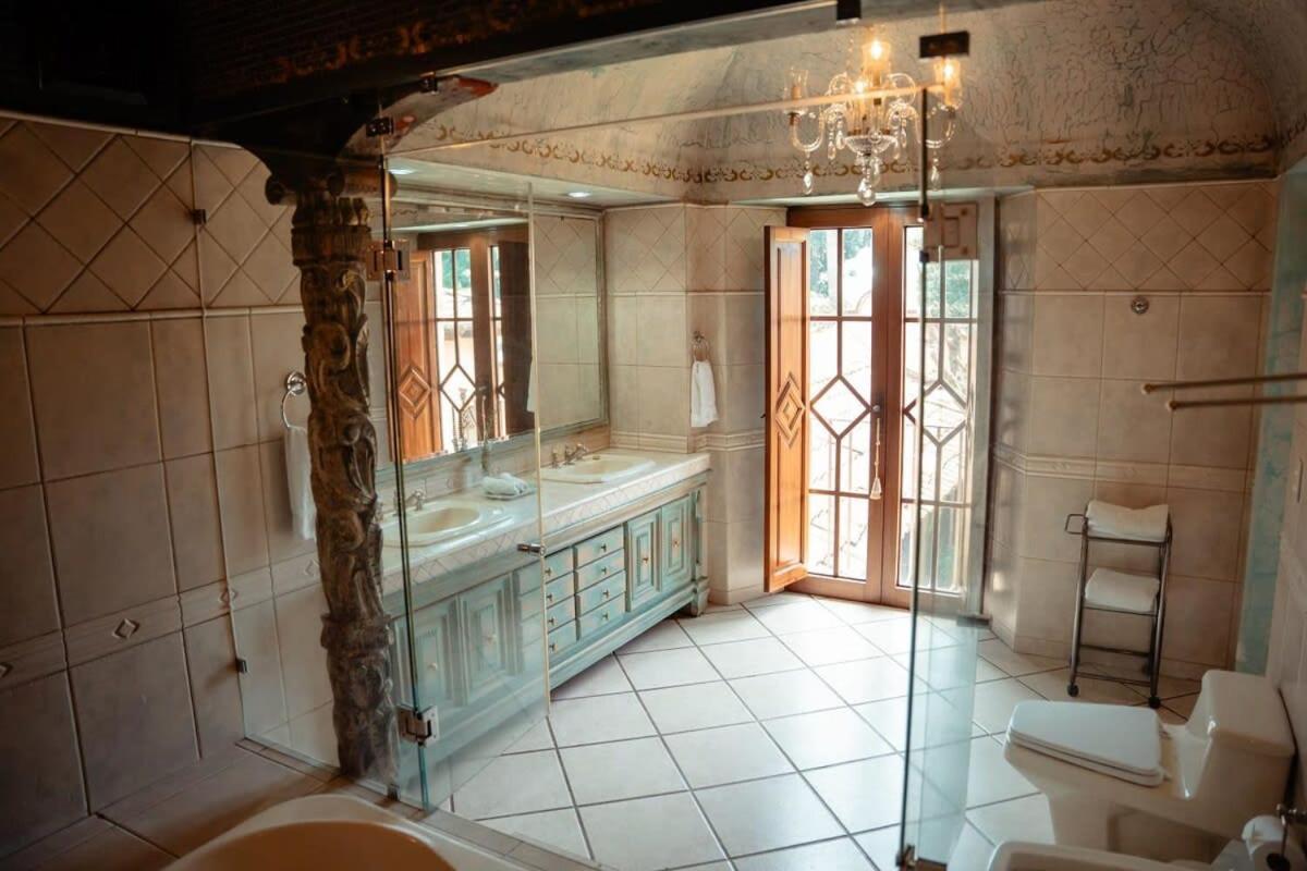 Sharazade - Boutique Stay Pool Magical Setting 안티구아 과테말라 외부 사진