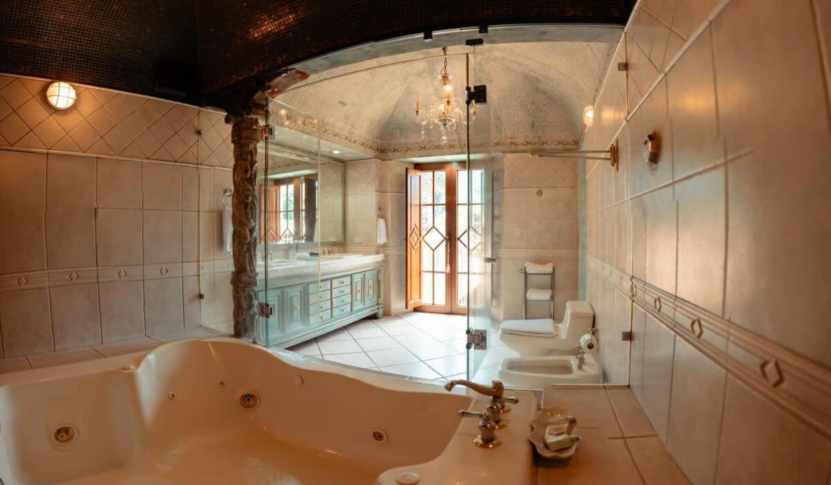 Sharazade - Boutique Stay Pool Magical Setting 안티구아 과테말라 외부 사진